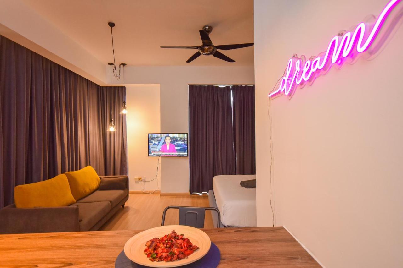 Cube 8Teens By Nest Home Johor Bahru Kültér fotó