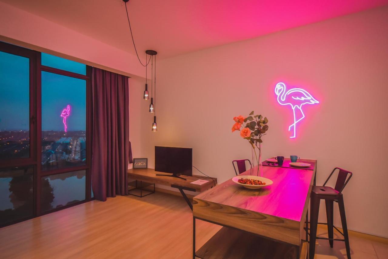 Cube 8Teens By Nest Home Johor Bahru Kültér fotó