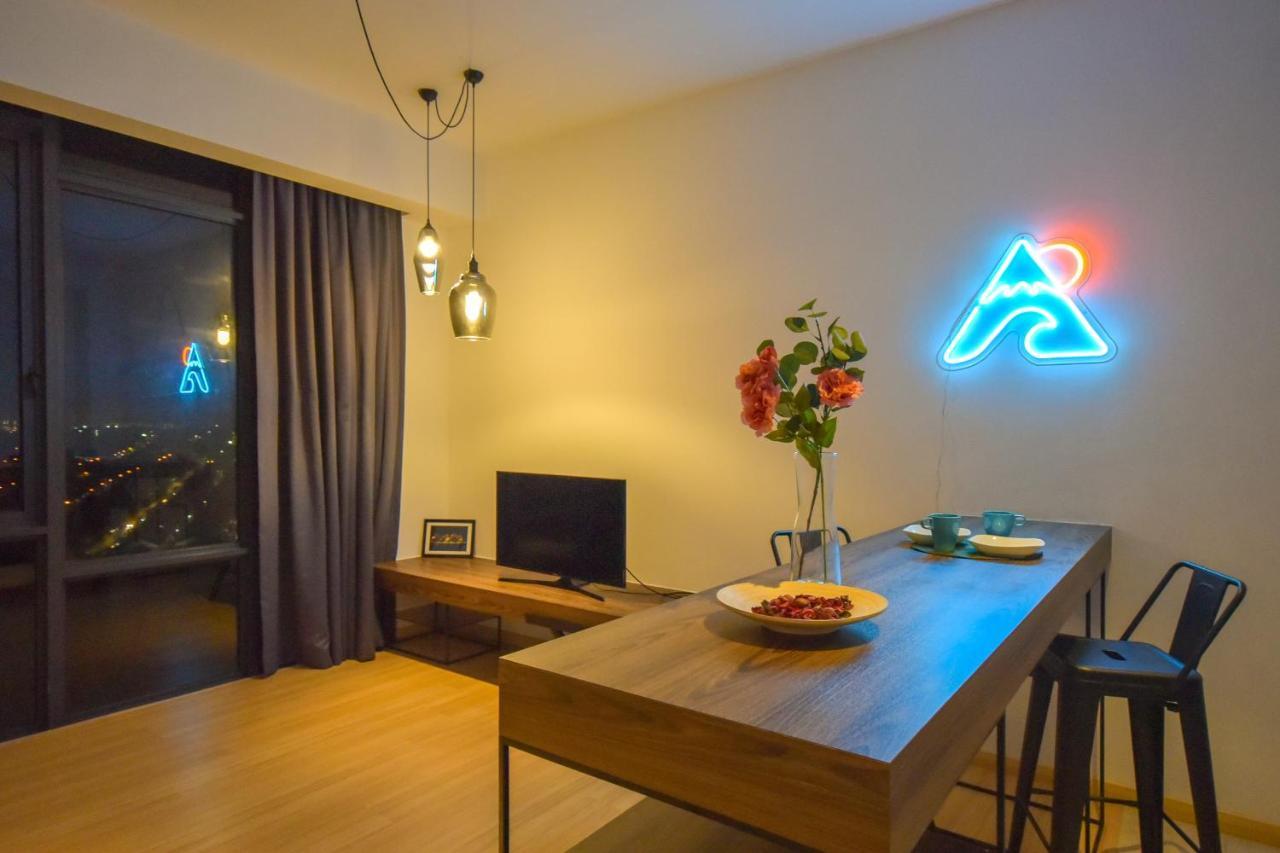Cube 8Teens By Nest Home Johor Bahru Kültér fotó
