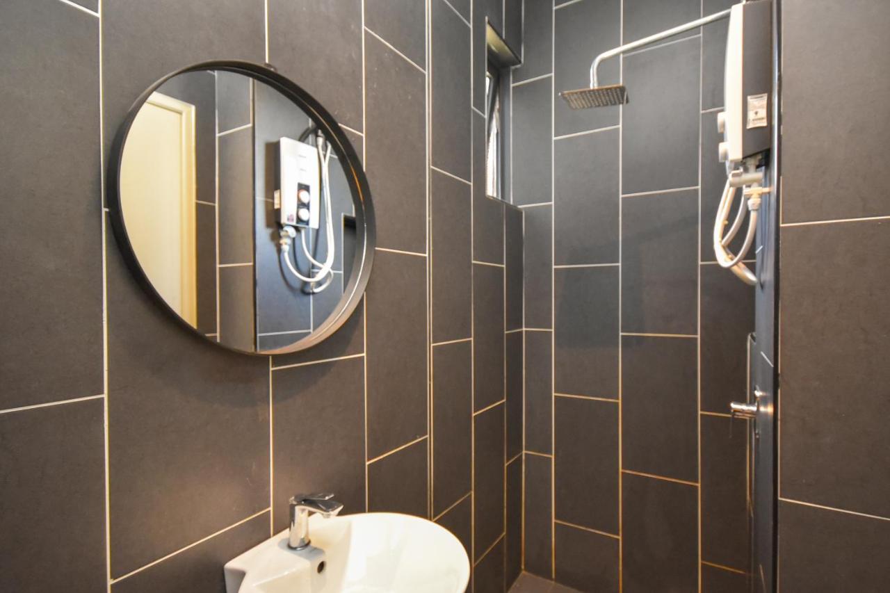 Cube 8Teens By Nest Home Johor Bahru Kültér fotó